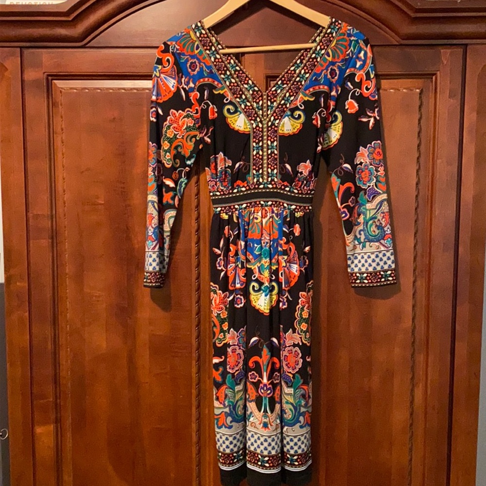 Super cute dress!